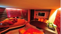 Azimut 68S Master Suite3